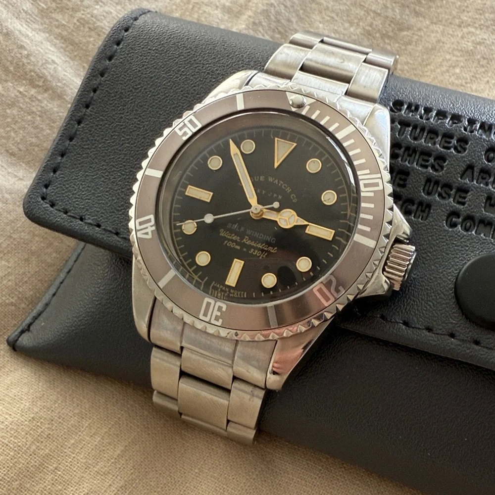 Vague Watch Co. - Men's Stainless Steel Diver Watch - Black Dial - Gray Bezel